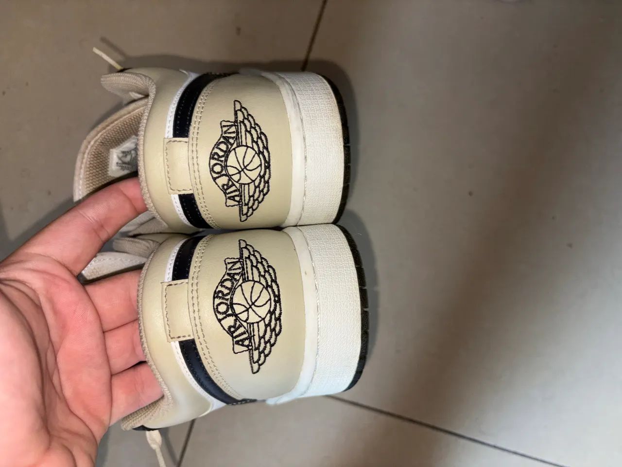 Air Jordan 1 Low Summit White Rattan Off-Noir - Foto 4