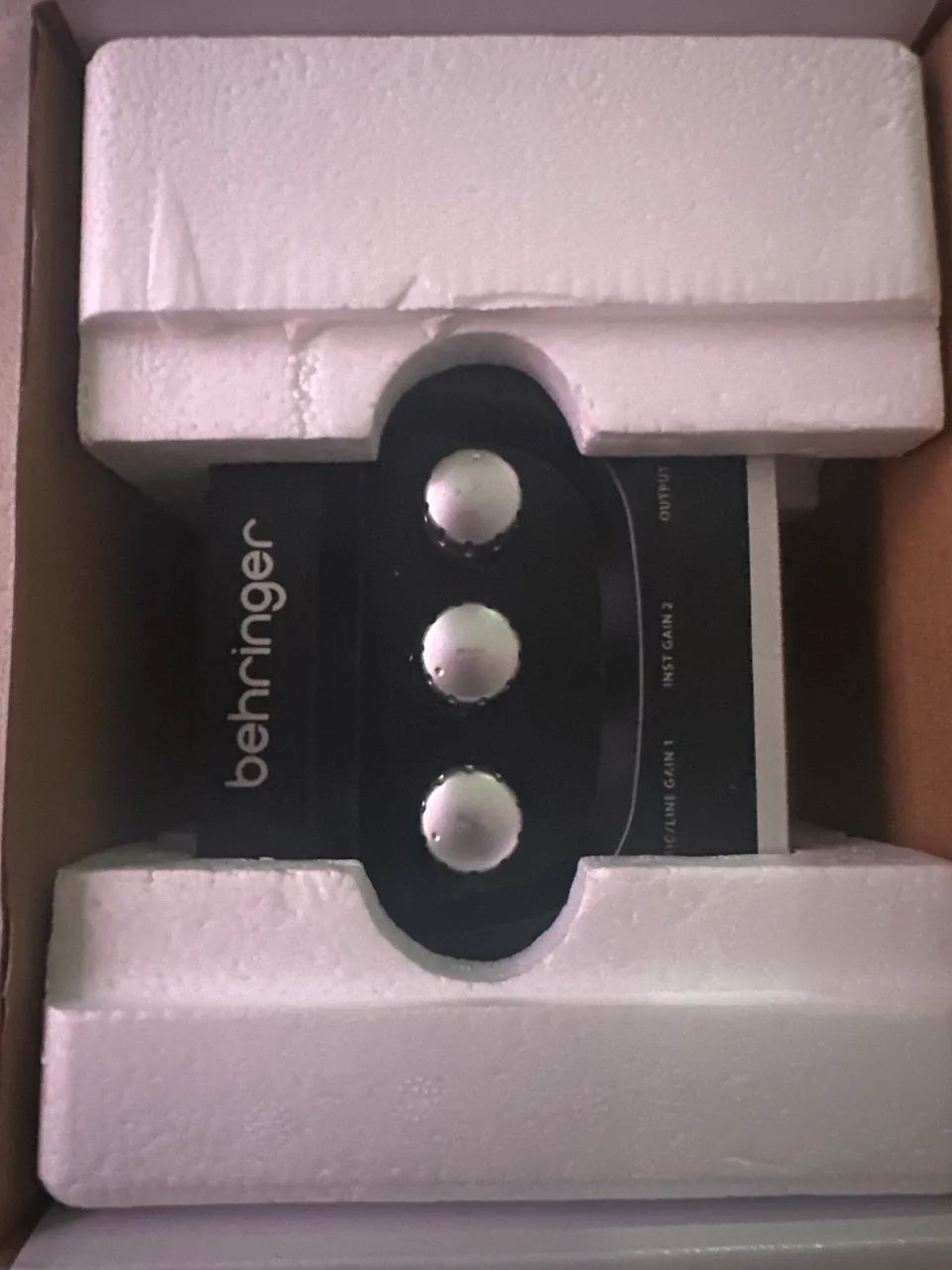 Behringer U-Phoria UM2 - Interface de Áudio USB - Foto 2