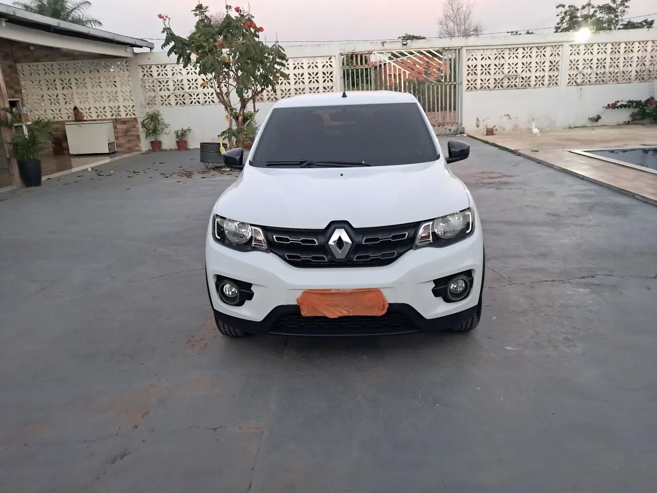 Renault Kwid Intense 1.0 Flex 12V 5P Mec. 2020
