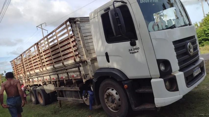 Tijolo Atacadão Tijolo 8 Furos a partir de 3 milheiros 81-99-32-86-58-5