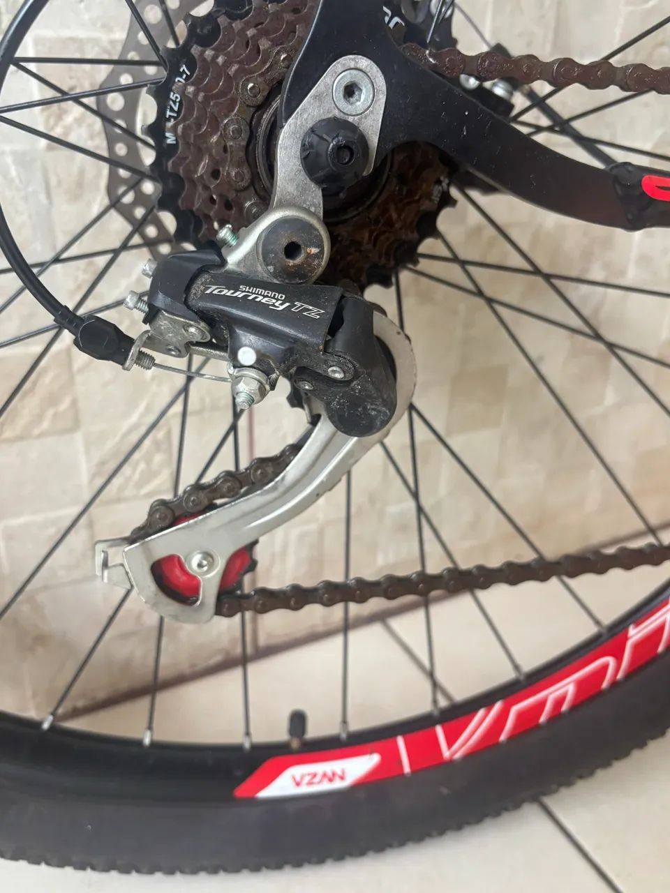 Bicicleta aro 29 acompanhar capacete e suporte para carro - Foto 2
