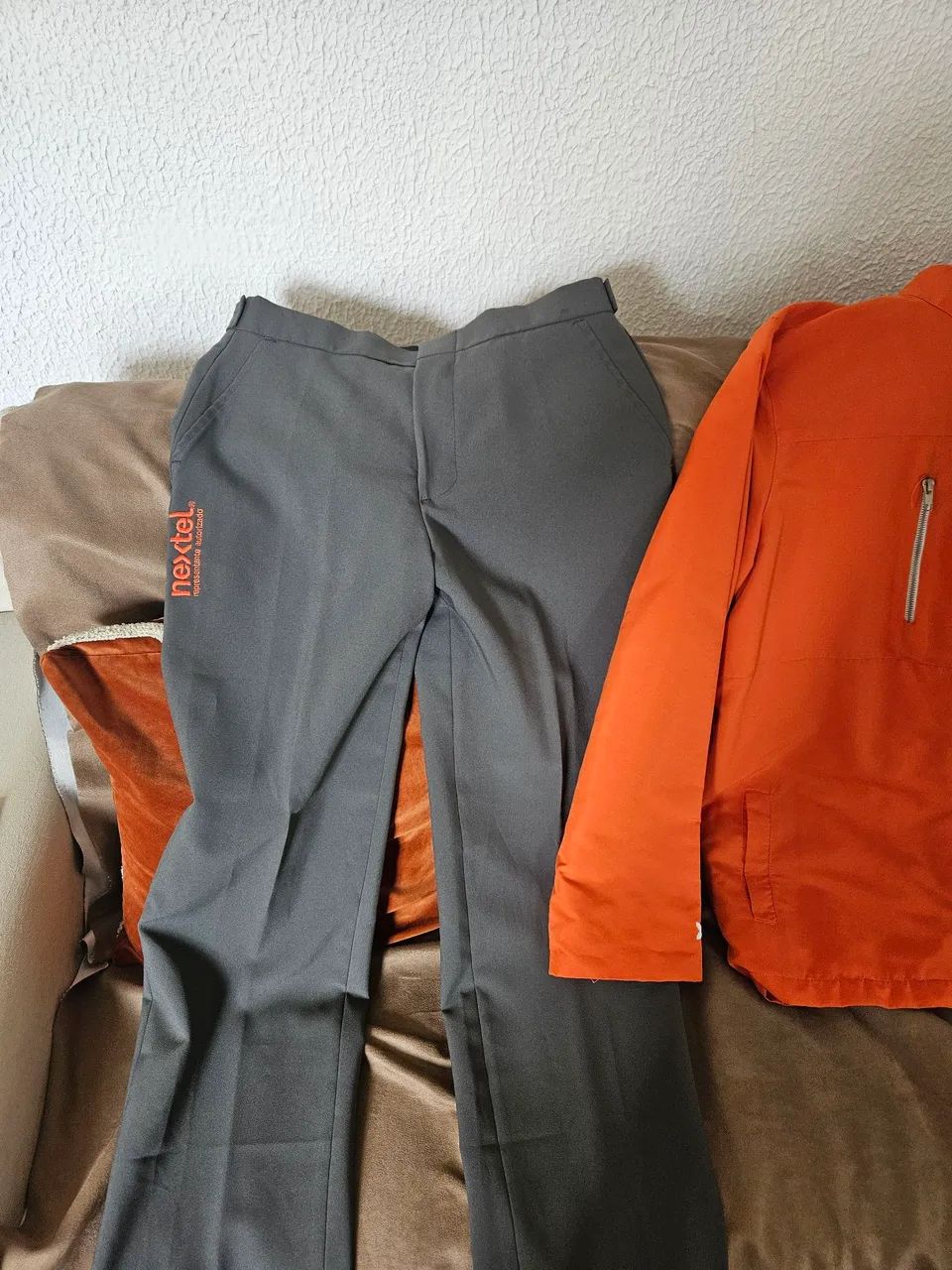 Vendo uniforme Nextel! R$ 250,00. Tel: *  - Foto 3