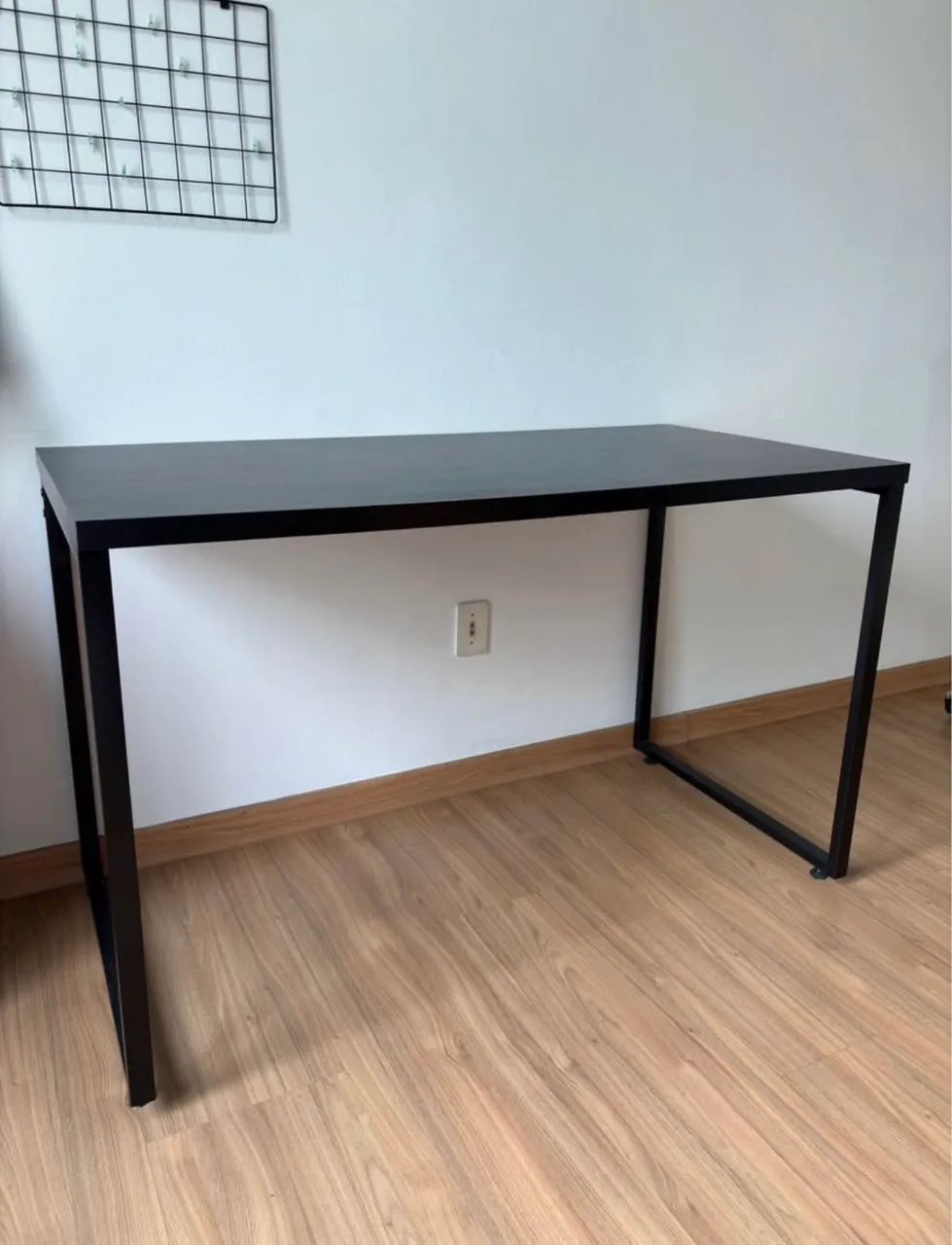 Mesa de estudo/escrivaninha