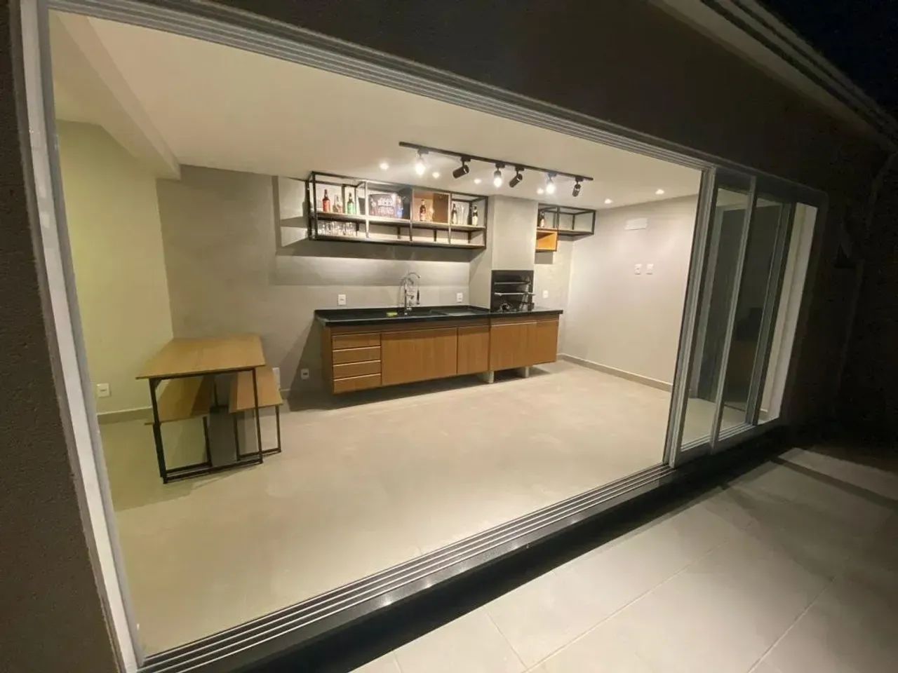 Duplex Semi Mobiliado em Condomínio Clube de São Roque! - Foto 4