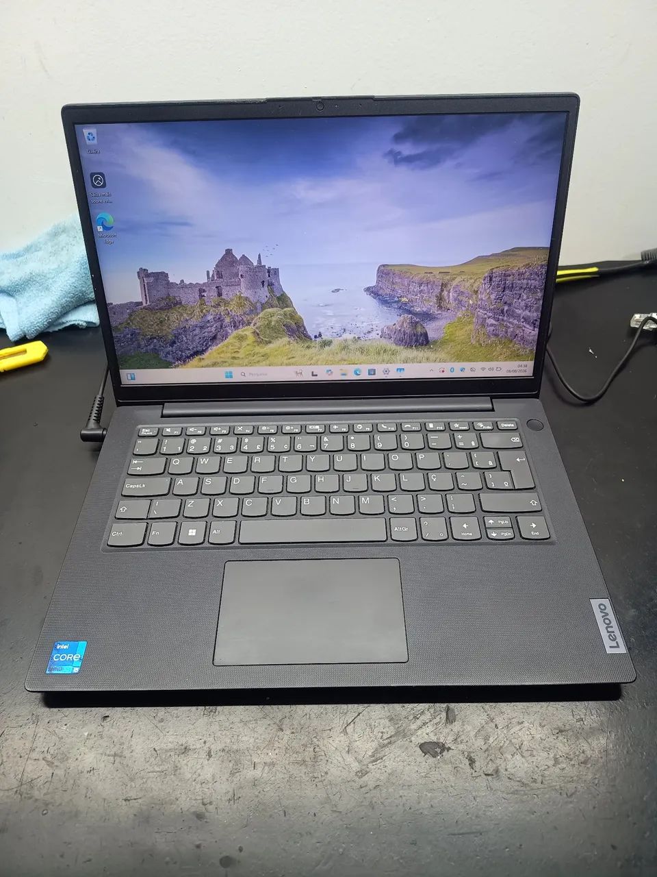 Lenovo V14, 14 Polegadas , i5-11th, 16Gb, SSD NvME 256Gb, WINDOWS 11 PRO Original 