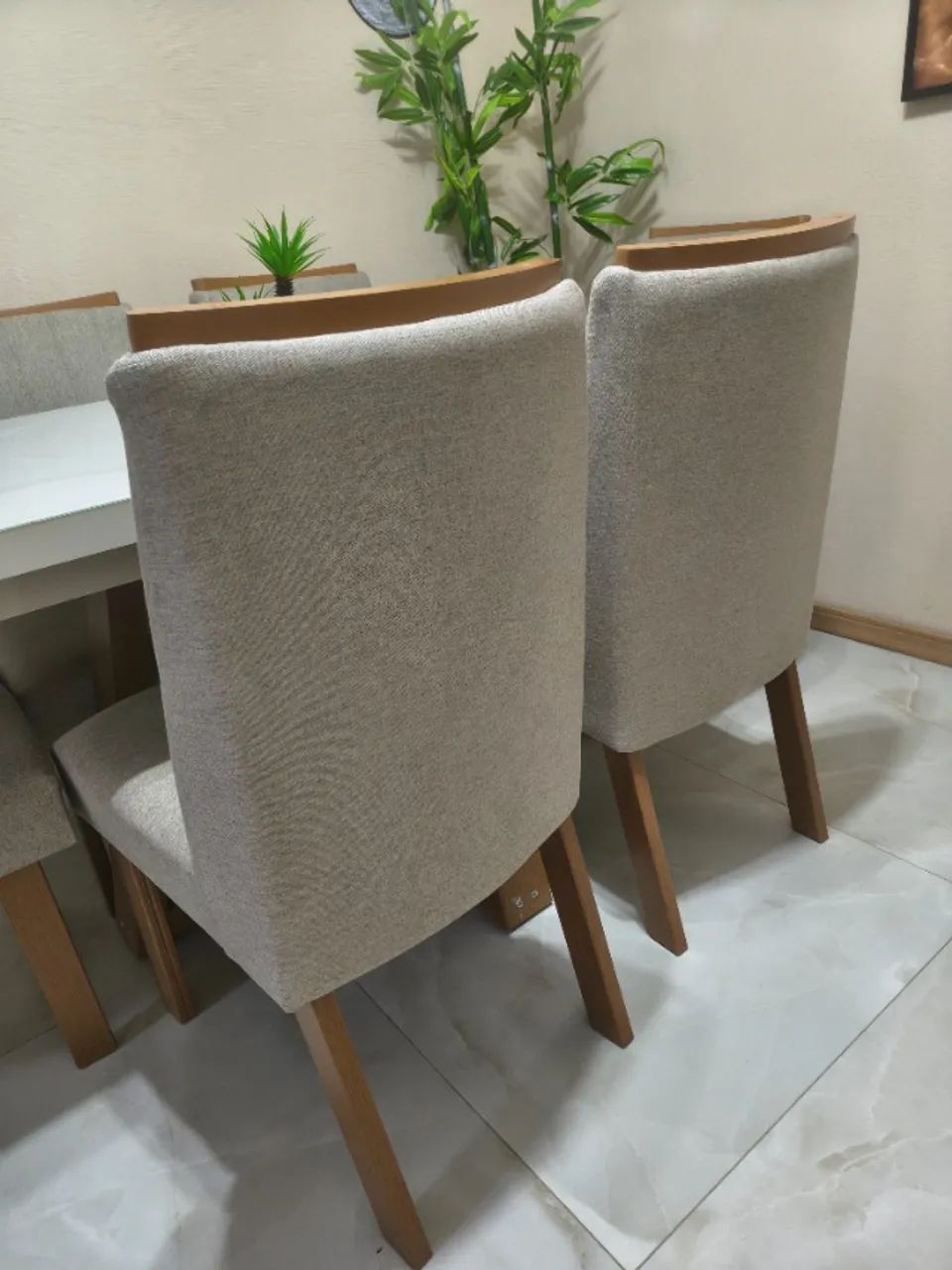 Mesa de jantar 6 lugares 