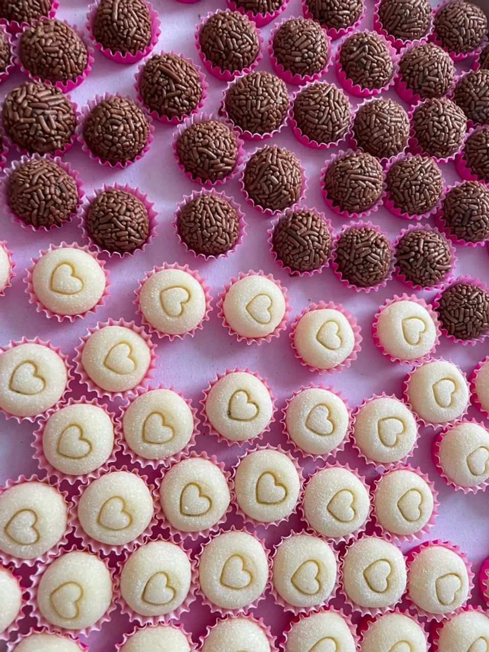 CENTO DE DOCES BRIGADEIROS PARA FESTA - Foto 5