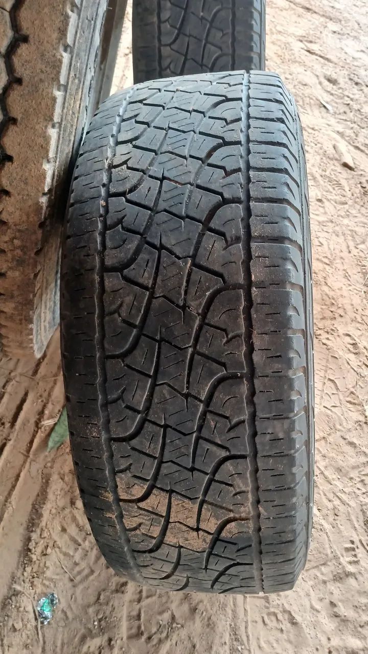Vendo pneu aro 18  - Foto 3