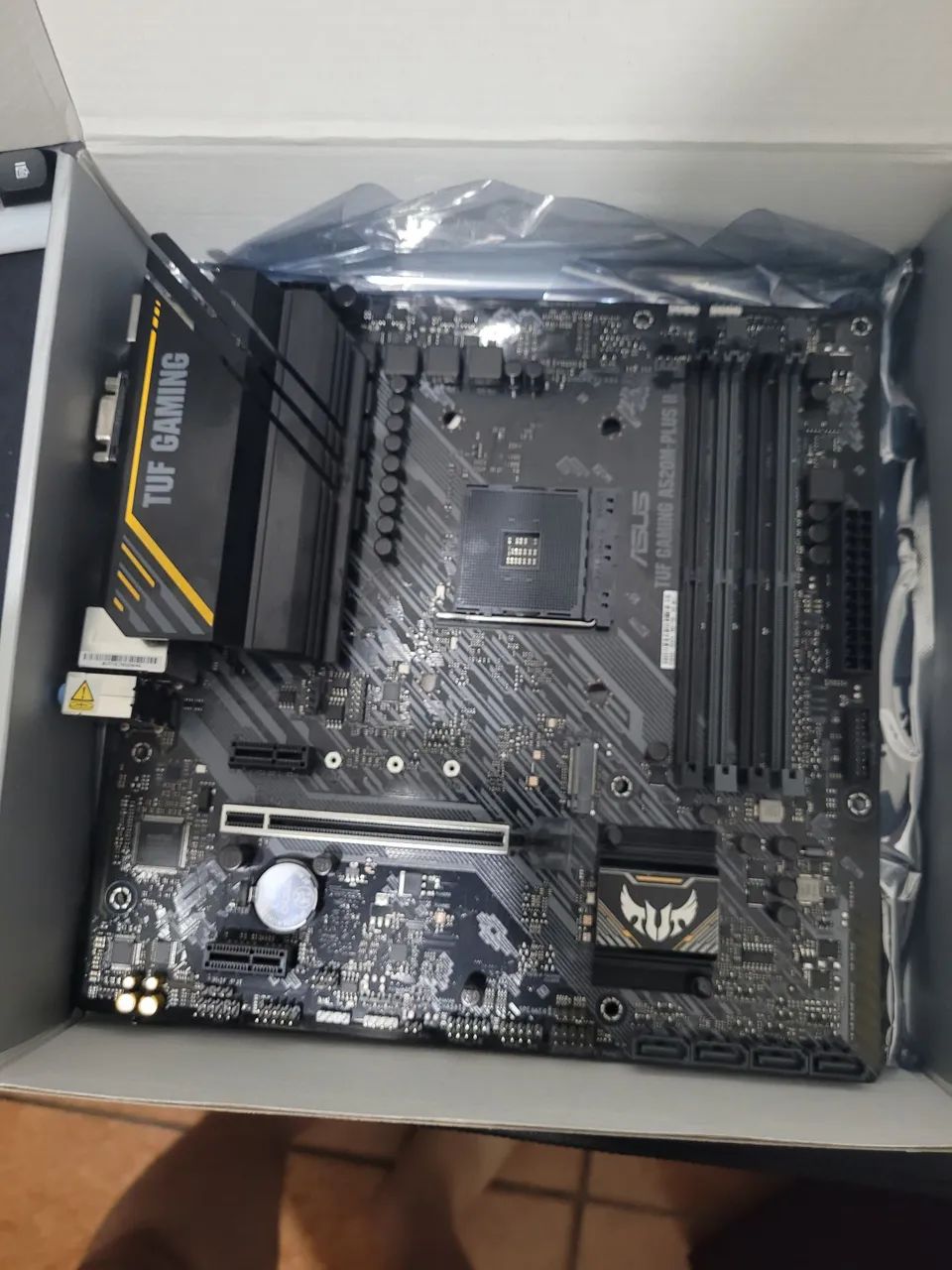 computador Ryzen 5 5600XT 16 Ram GTX 960 - Foto 3