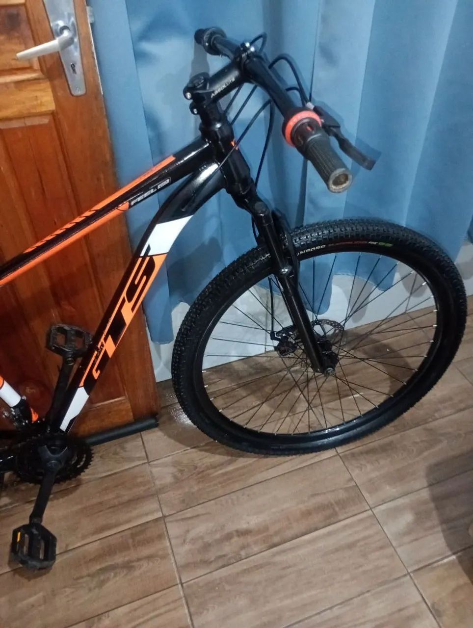Bicicleta aro 29 freios a disco  - Foto 2