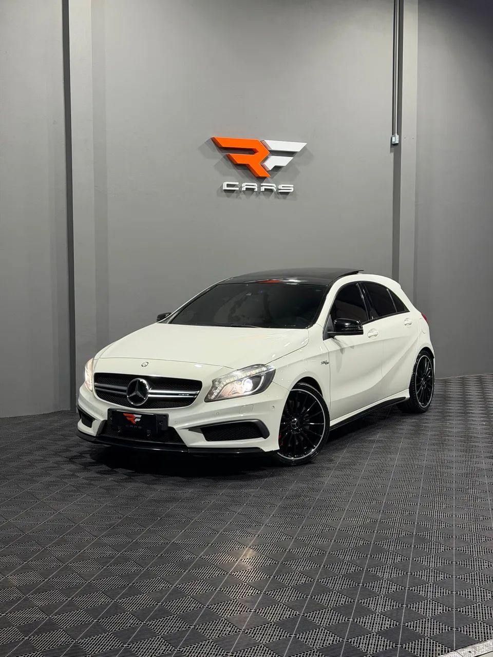 Mercedes-Benz Cla-45 Classe A45 AMG 4MATIC 2.0 Turbo Aut. 2015