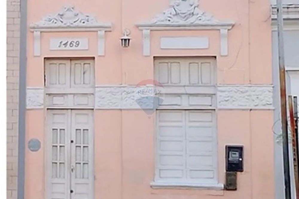 Aluga-se casa em Casa Forte