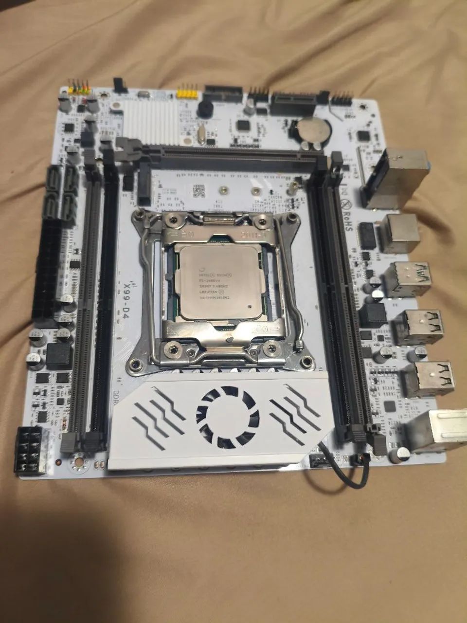Kit xeon E5-2680 com watercooler  - Foto 2