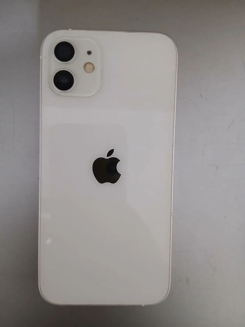 Celular iphone 12 