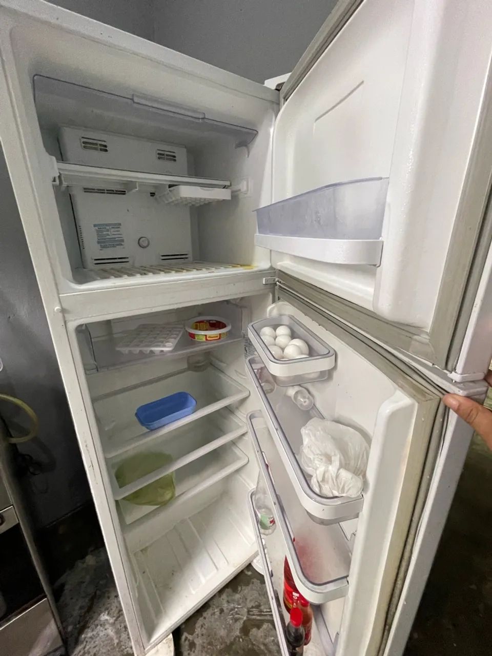 Vendo uma Geladeira eletrolux - Foto 3