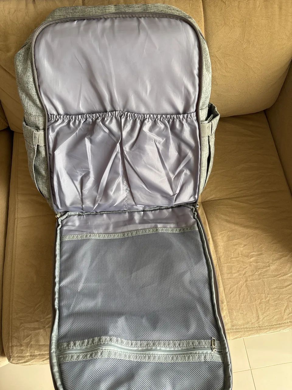 Bolsa mochila maternidade LB cinza  - Foto 5