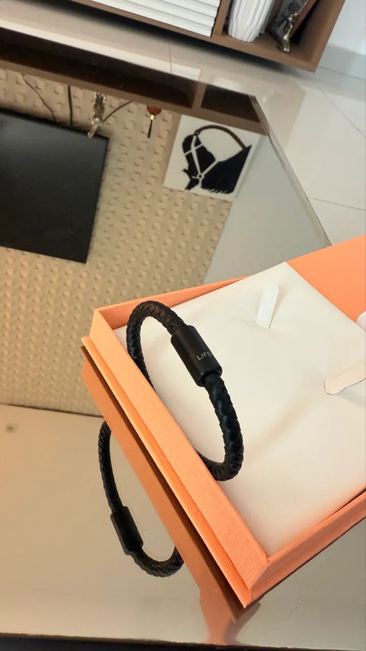 Pulseira life vivara couro preto  - Foto 3