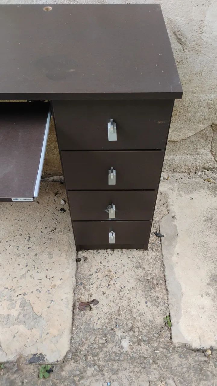 Mesa de escritório para Pc  usada em bom estado  - Foto 5