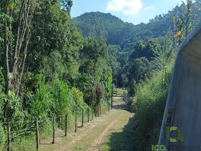 Vende-se terreno para cabanas e chalés, terreno a poucos kms de Florianópolis - Foto 4