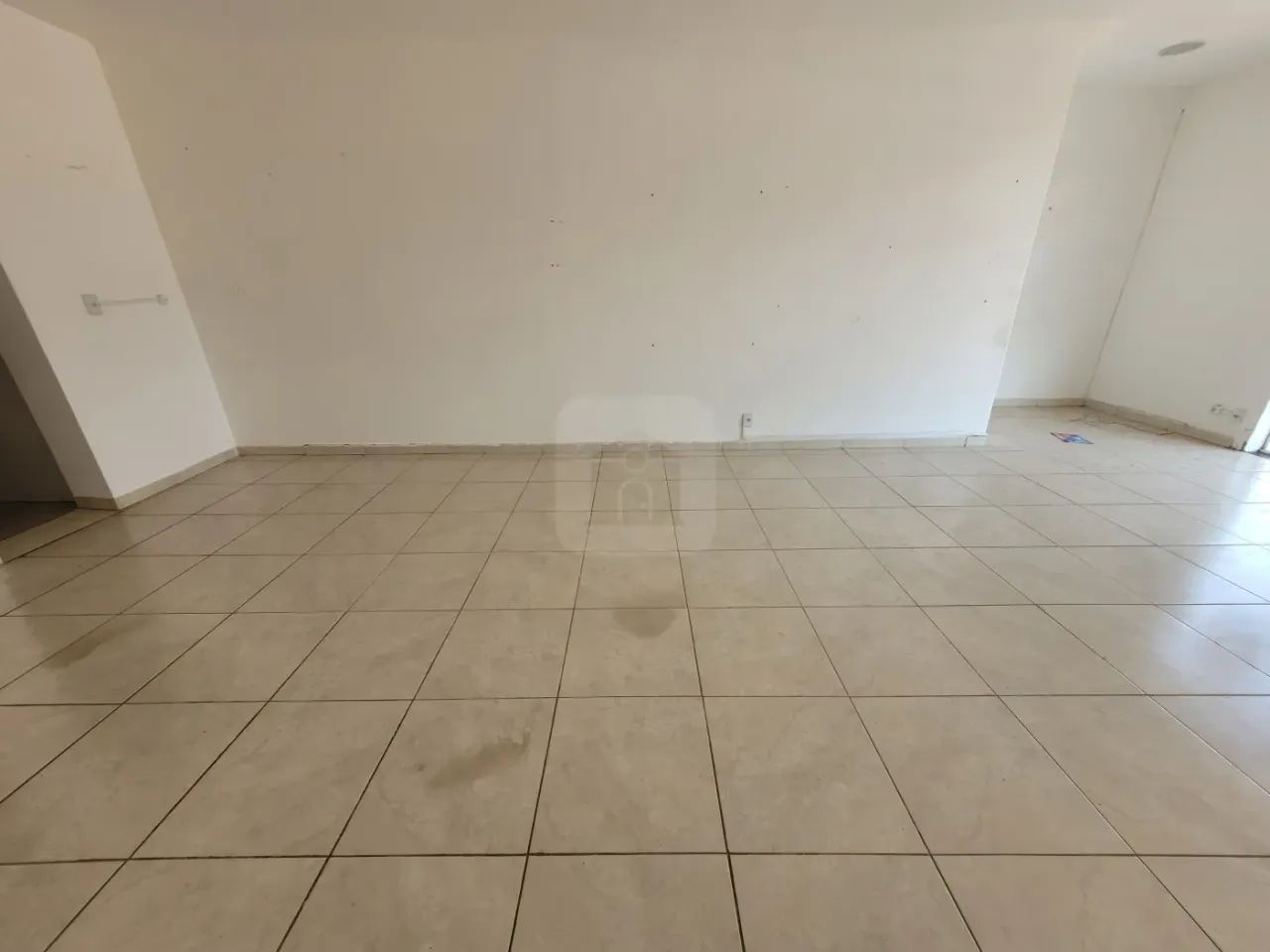 Loja comercial para locação no bairro Saraiva - Foto 5