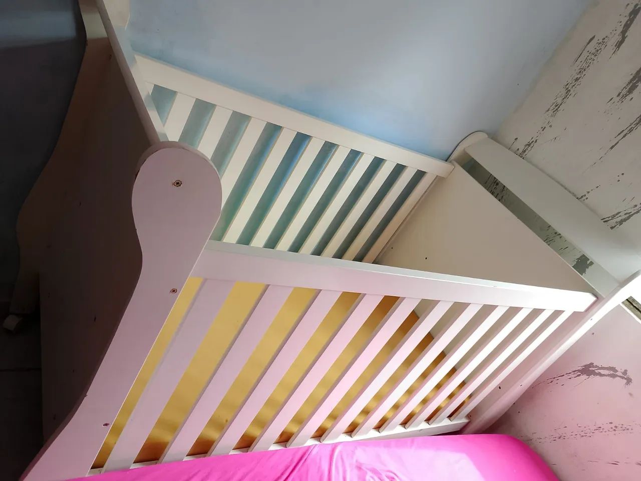 Berço infantil com protetores  - Foto 3