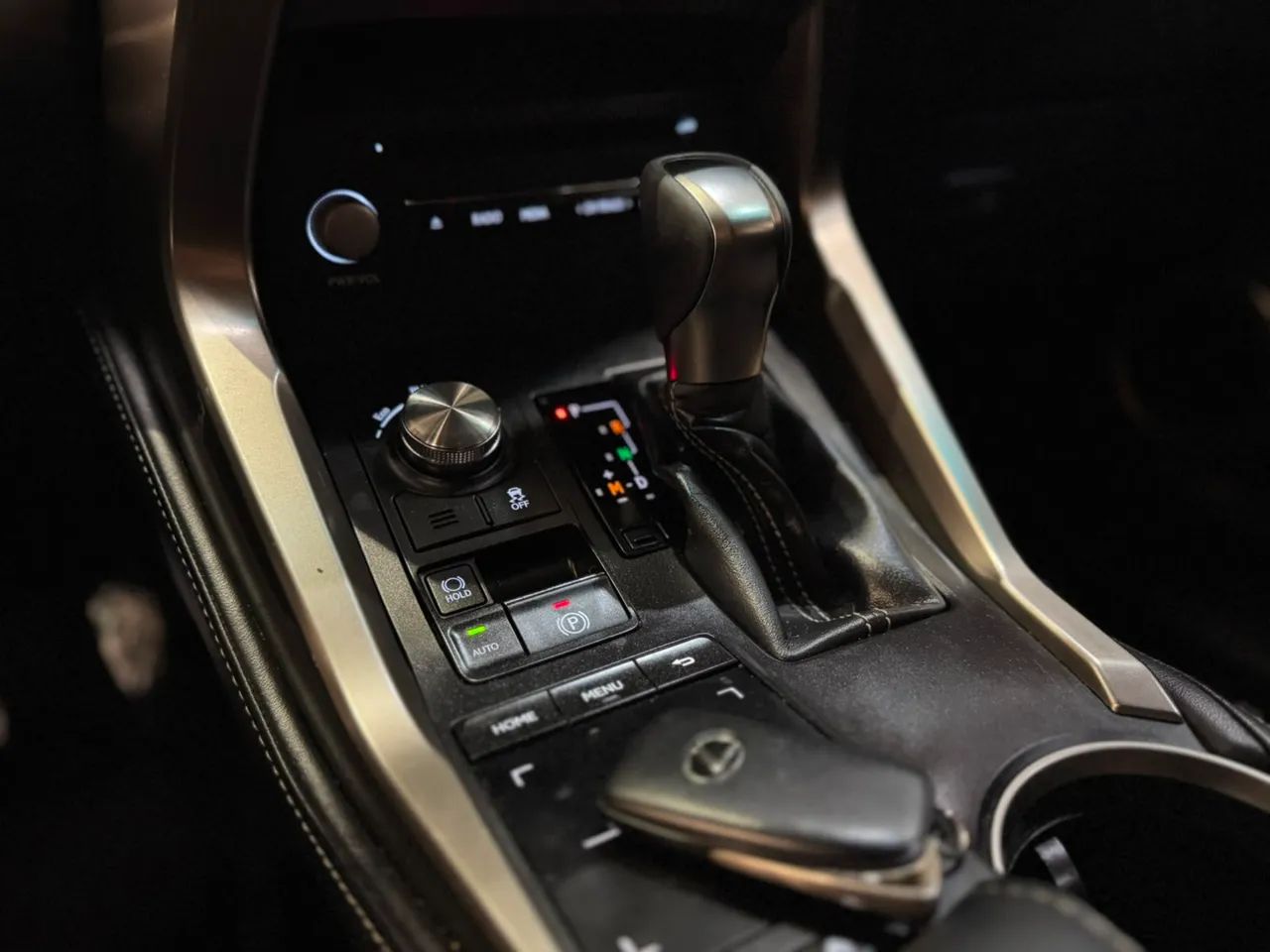 Lexus NX-300 Dynamic 2.0 16V 238cv Aut. 2018 - Foto 3