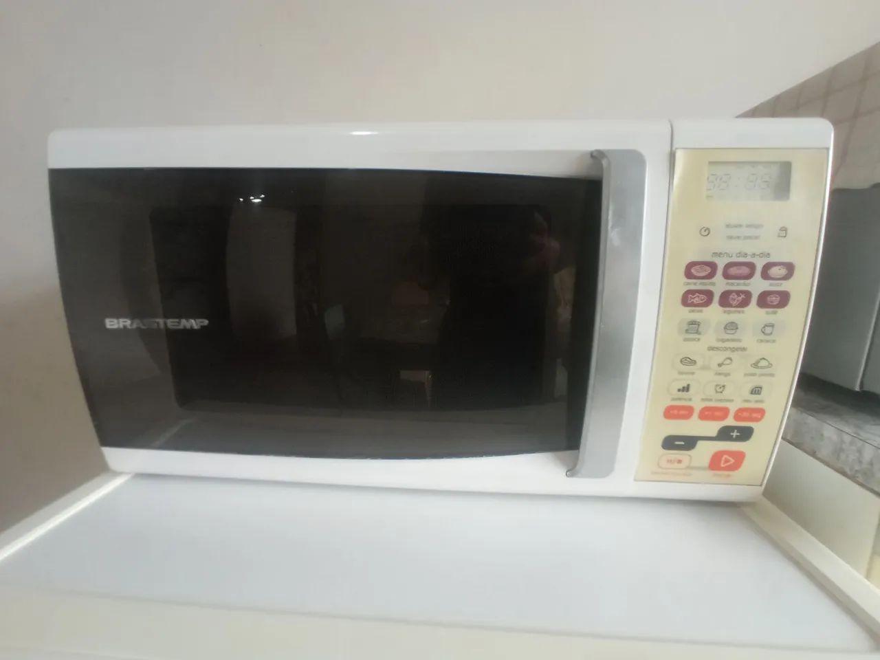 MICROONDAS BRASTEM 31 LITROS? - Foto 2