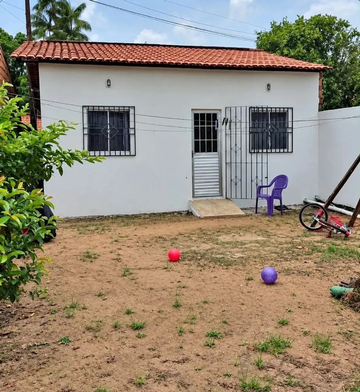 CASA A VENDA EM OUTEIRO/ F.S