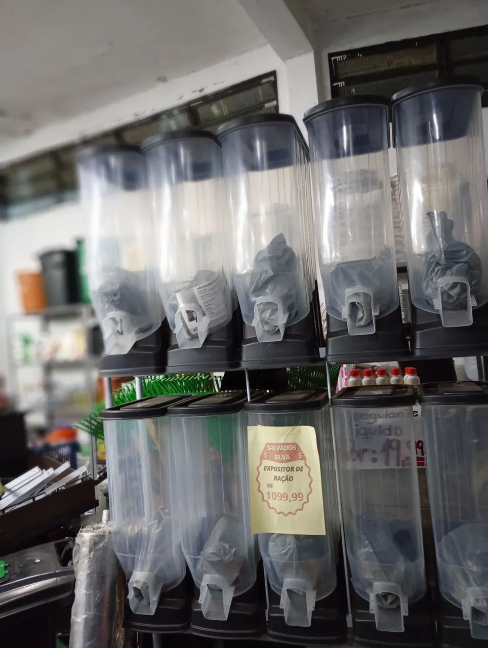 Dispenser de ração 