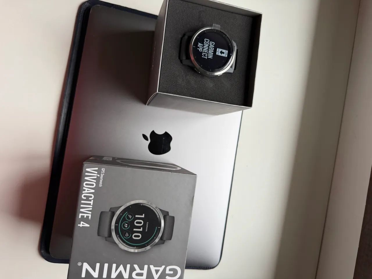 Garmin ACTIVE 4
