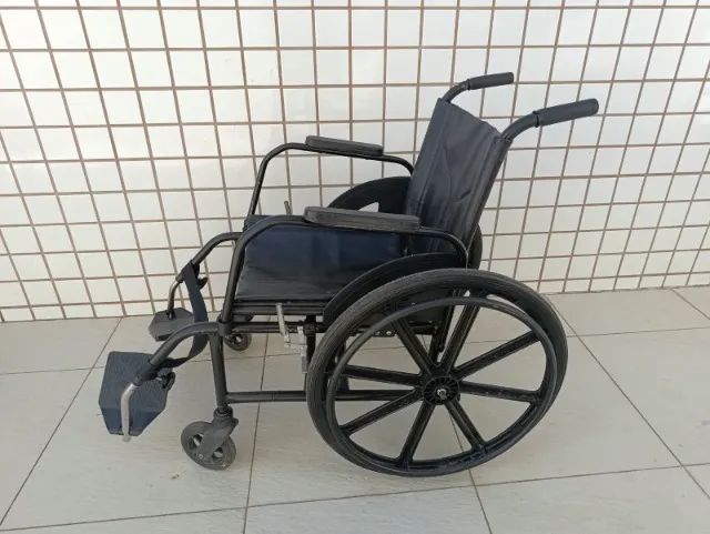 Cadeira de Rodas usada  - Foto 2