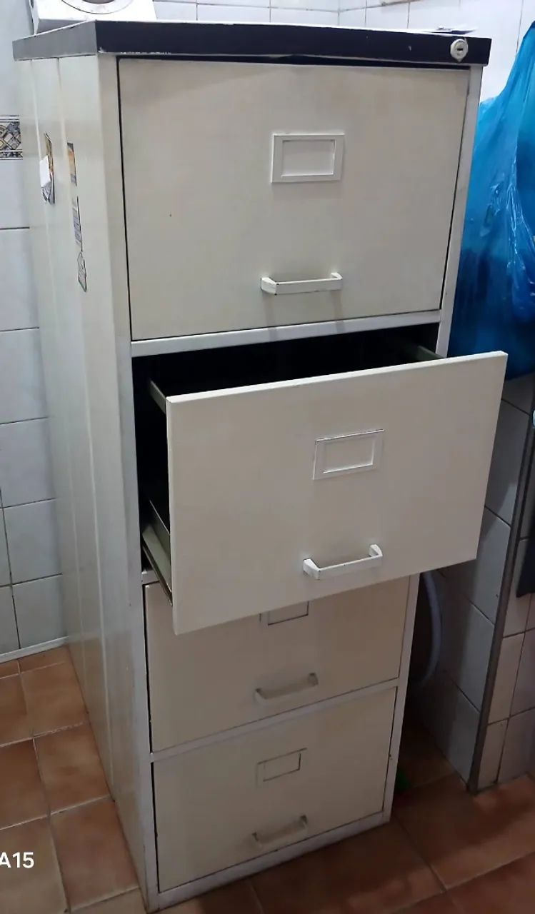 Arquivo 4 gavetas
