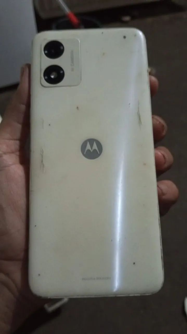Célula motorola E13 64