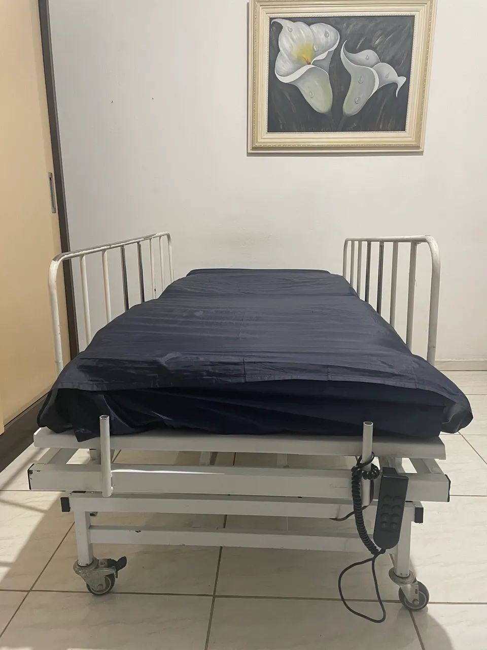 Cama hospitalar elétrica usada - Foto 2