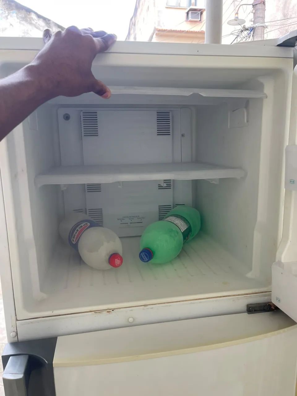 Vendo geladeira  - Foto 2