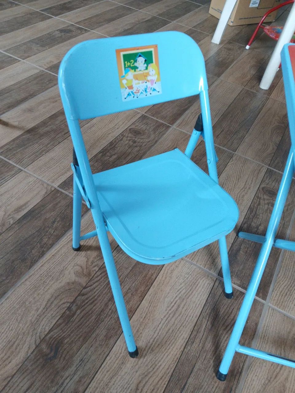 Mesinha infantil de ferro