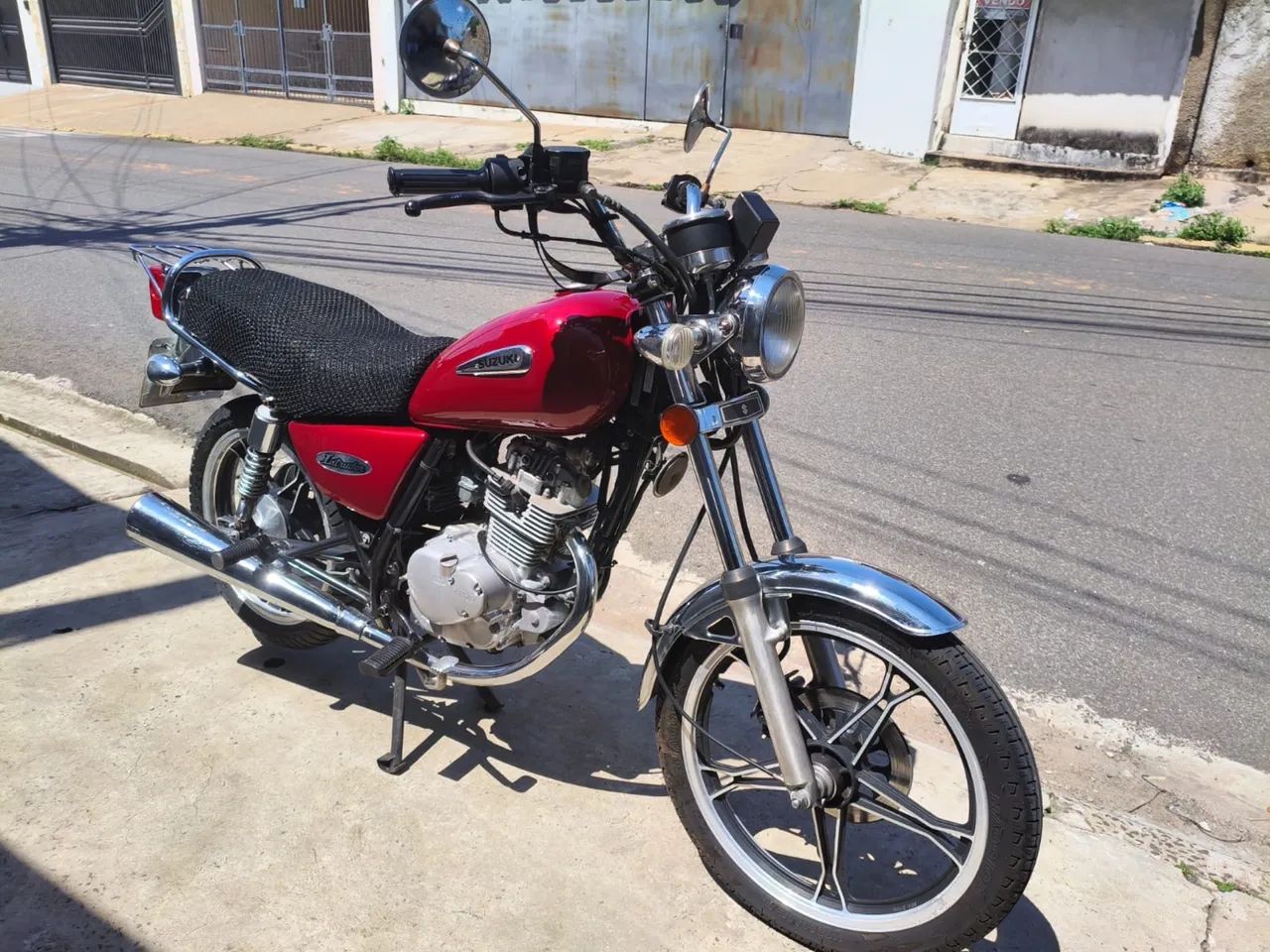 Suzuki Intruder 125 - Foto 3
