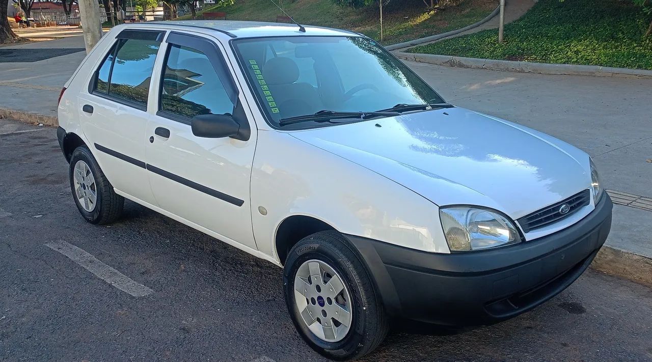 Ford Fiesta GL 1.0 5P 2001