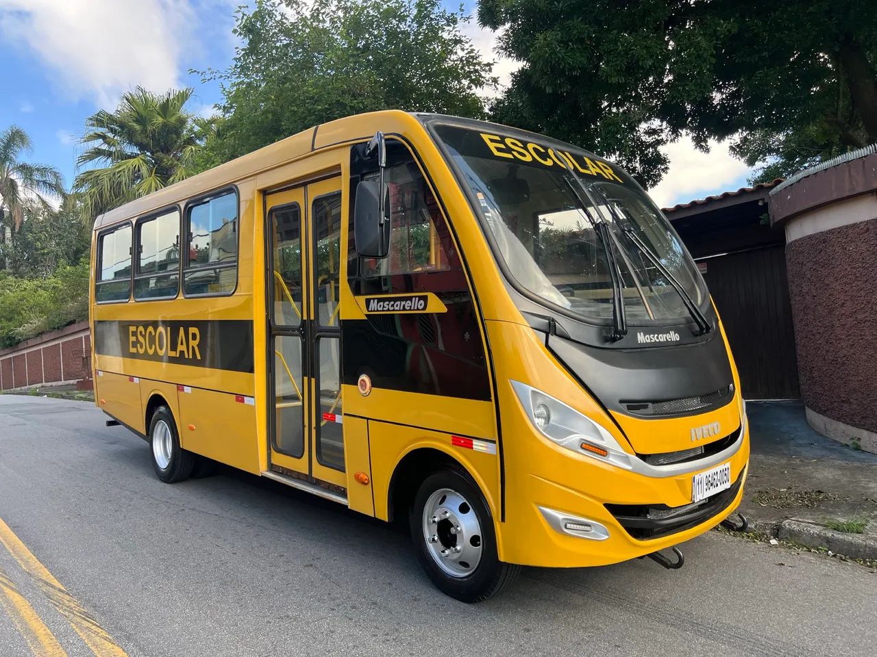 Micro ônibus iveco 2016  30 Lugares  70c17 Way Class 