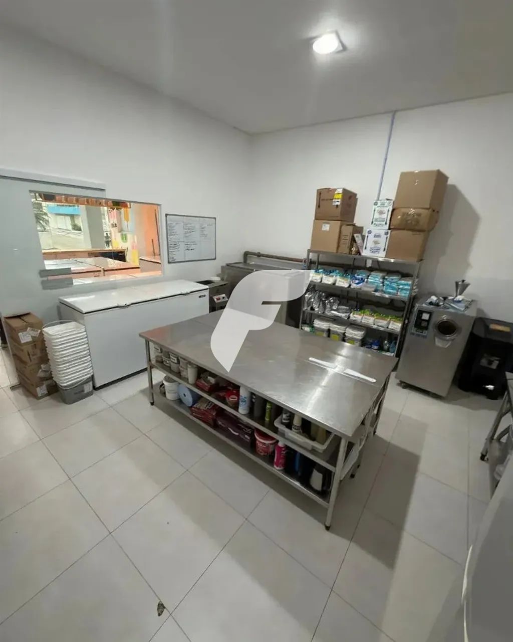 Sala Comercial à Venda  Camboriú/SC - Foto 2