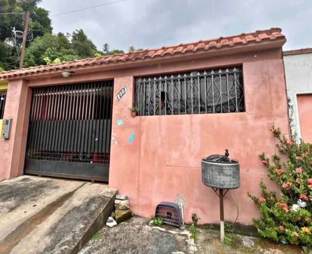 Casa localizada em Coroado 