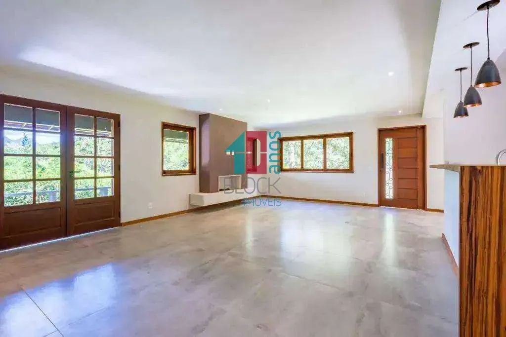 Itaipava | Casa 3 quartos, sendo 3 suites - Foto 2