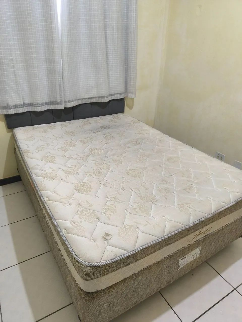 Cama box casal 