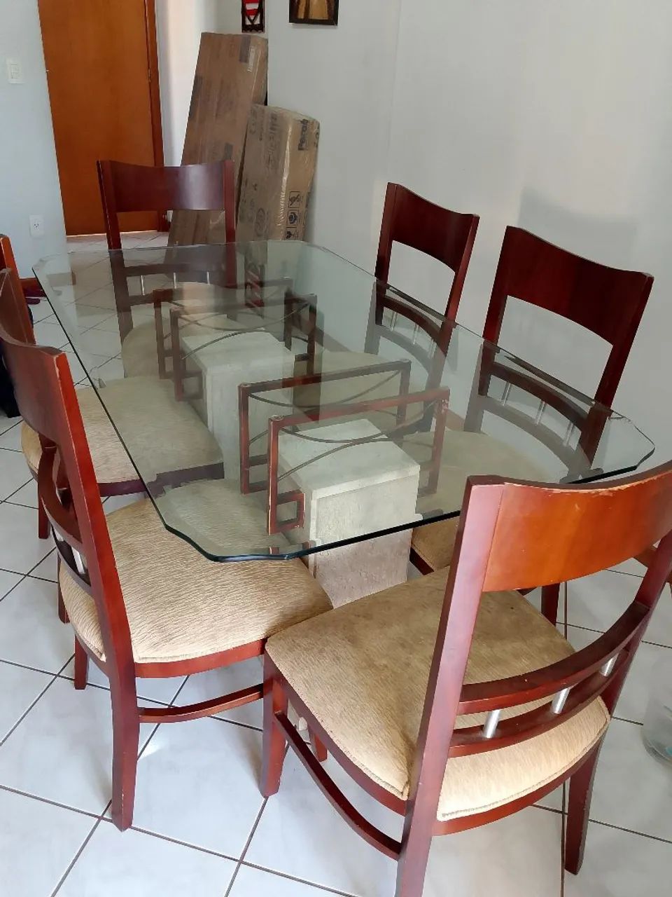 Vendo mesa de jantar 