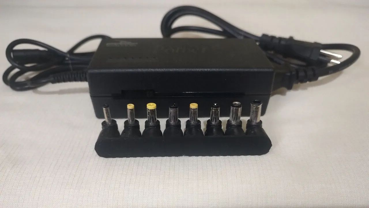 Carregador Universal para Notebook Grasep (Modelo D-525) - Foto 4