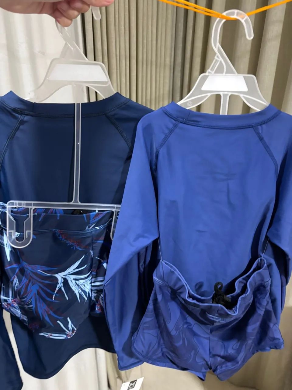Blusa de proteção solar + sunga 80 cada - Foto 2