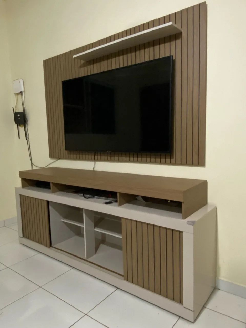 Rack para Sala em Ótimo Estado - Linda e Funcional! ? 