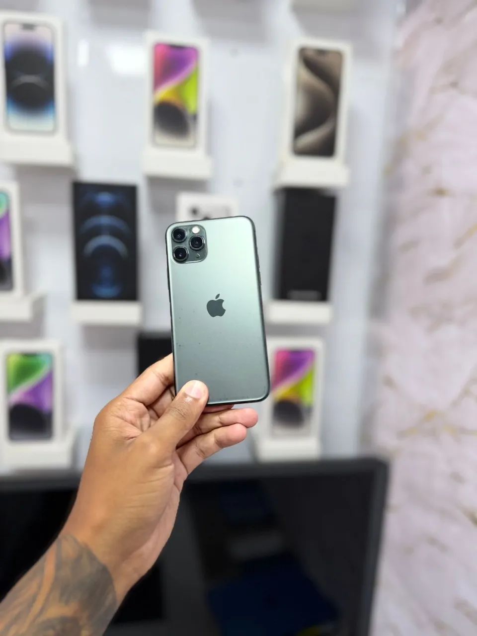 IPHONE 11 PRO  - 64GB VERDE ?1.399