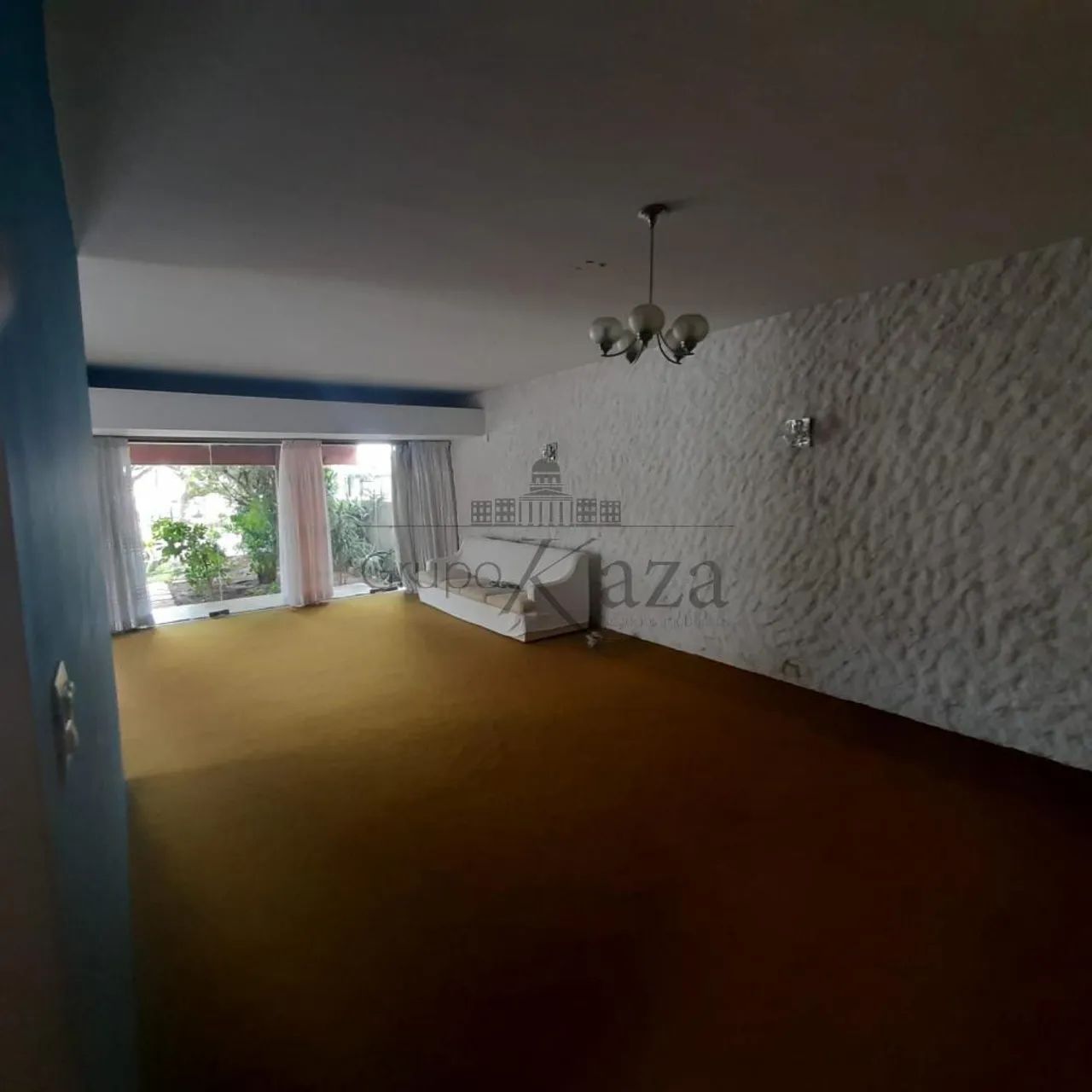 Casa - Centro - Jacareí - 3 Dormitórios - 200m².