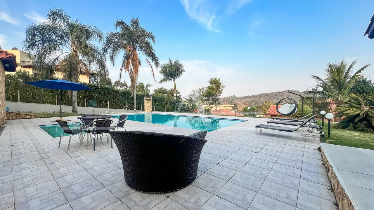 Casa estilo chácara em condomínio com 1.850m², piscina e 3 suítes - Foto 3